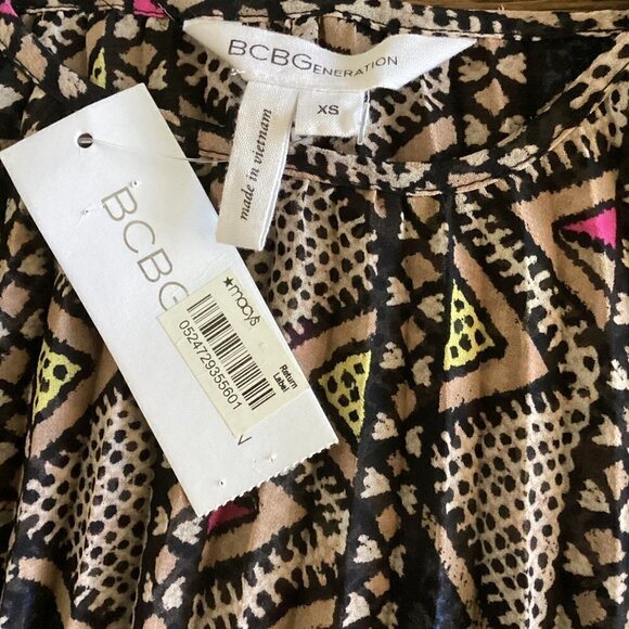 NWT BCBGeneration BOHO Chiffon Lace Tribal Swing Tank Top XS 148C - Picture 8 of 10